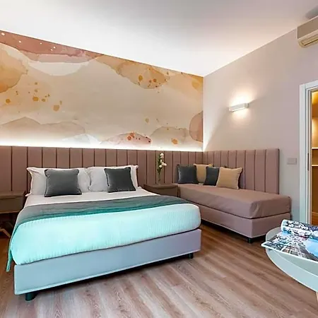 Magic Hotel 2*